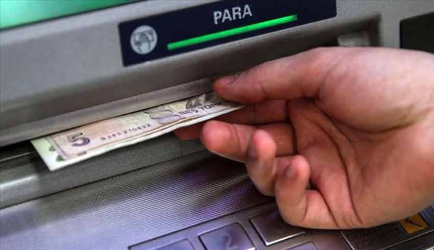 Merkez, bankaları uyardı: ATM’lerde 200 TL yerine küçük kupürlü banknotlara yer verin